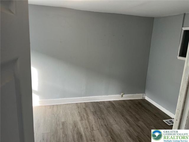 103 North Oak Street, Easton, PA 18042