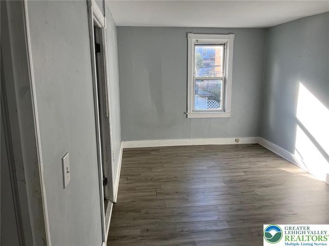 103 North Oak Street, Easton, PA 18042