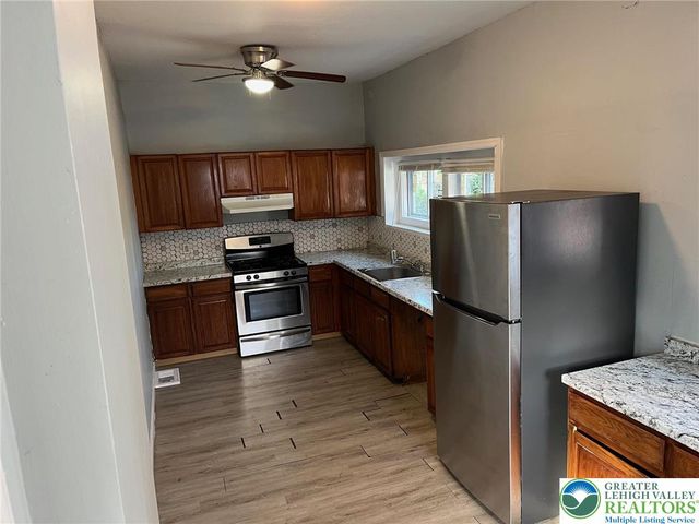 103 North Oak Street, Easton, PA 18042