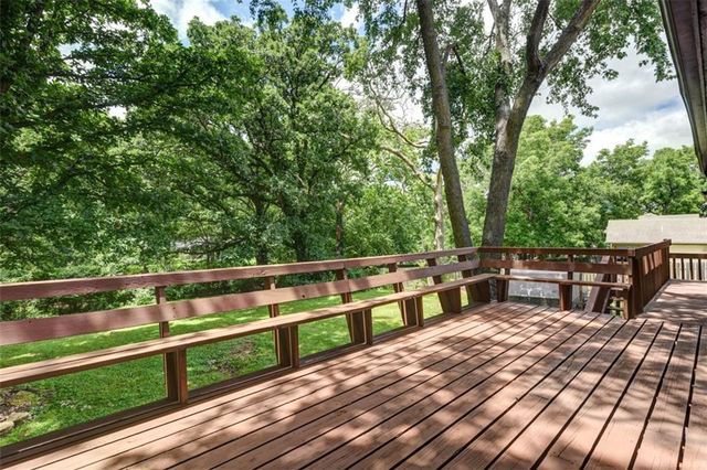 8840 N Forest Avenue, Kansas City, MO 64155