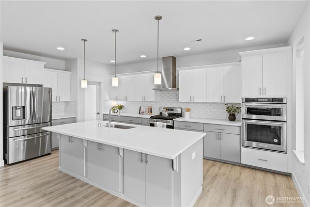 6602 232nd Avenue E, Buckley, WA 98321