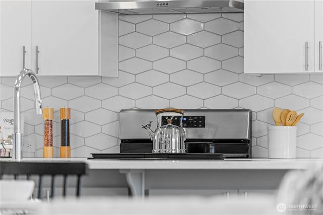 6602 232nd Avenue E, Buckley, WA 98321