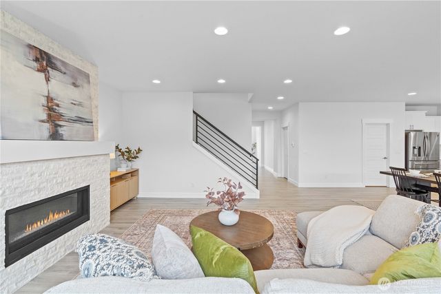 6602 232nd Avenue E, Buckley, WA 98321