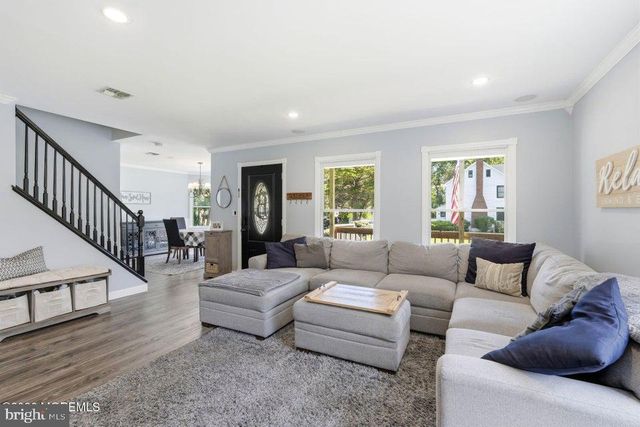 482 CLIFTON AVE, Bayville, NJ 08721