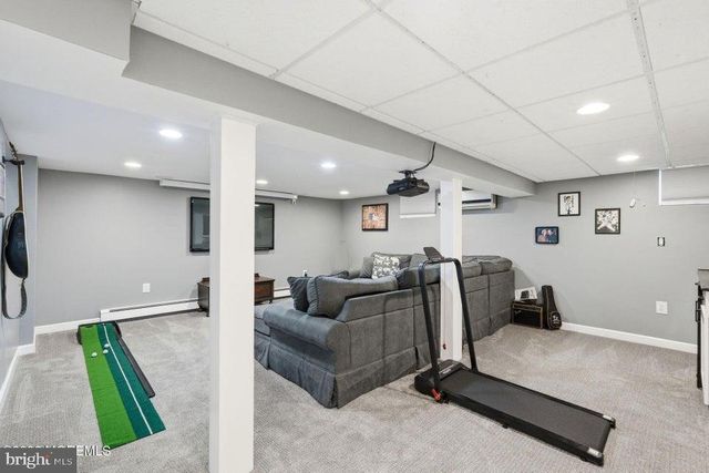 482 CLIFTON AVE, Bayville, NJ 08721