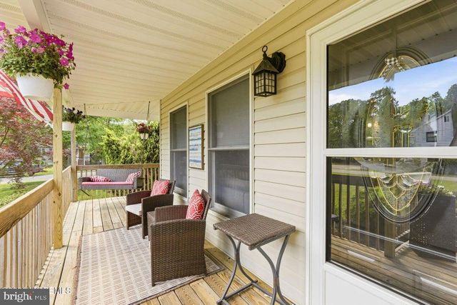 482 CLIFTON AVE, Bayville, NJ 08721