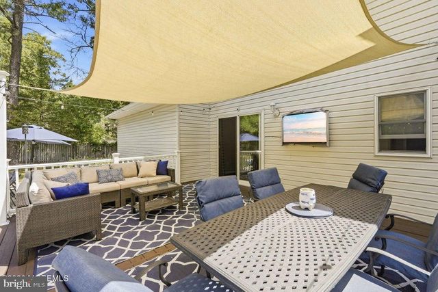 482 CLIFTON AVE, Bayville, NJ 08721
