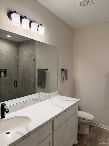 2701 N Day Lily Avenue, Edinburg, TX 78541