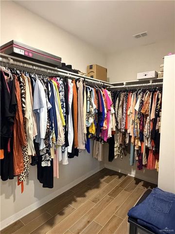 2701 N Day Lily Avenue, Edinburg, TX 78541