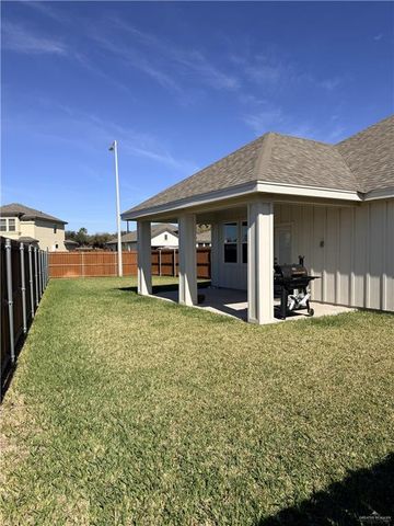 2701 N Day Lily Avenue, Edinburg, TX 78541
