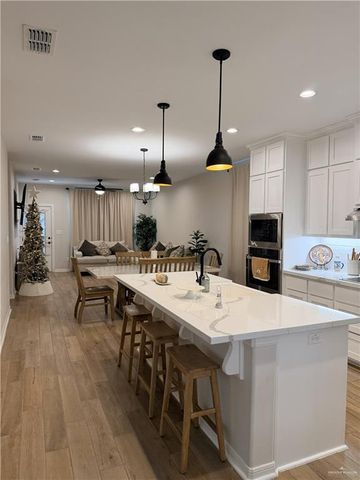 2701 N Day Lily Avenue, Edinburg, TX 78541