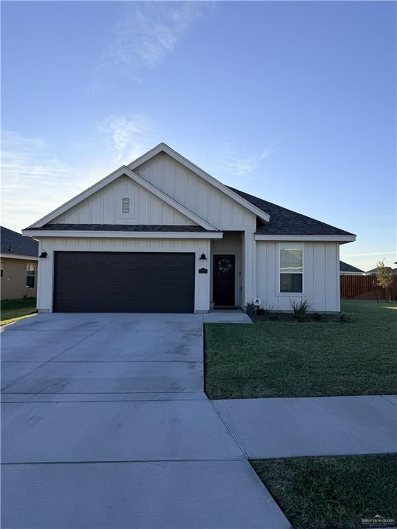 2701 N Day Lily Avenue, Edinburg, TX 78541