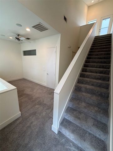 1600 N Haskell Avenue 4, Dallas, TX 75204
