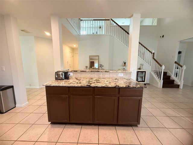 4615 Pin Oak Creek Lane, Houston, TX 77345