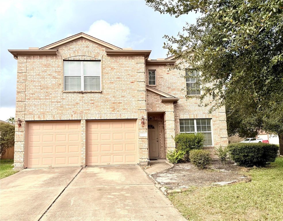4615 Pin Oak Creek Lane, Houston, TX 77345