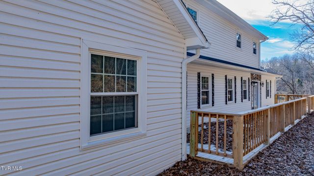 194 Sparks Road, Johnson City, TN 37601