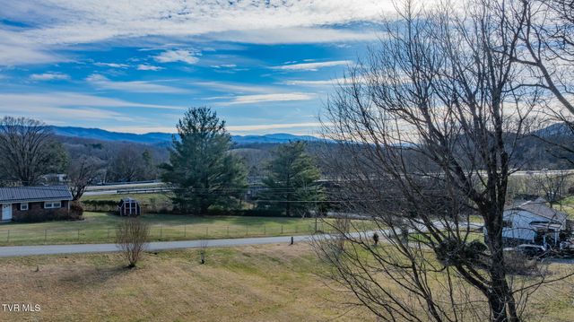 194 Sparks Road, Johnson City, TN 37601