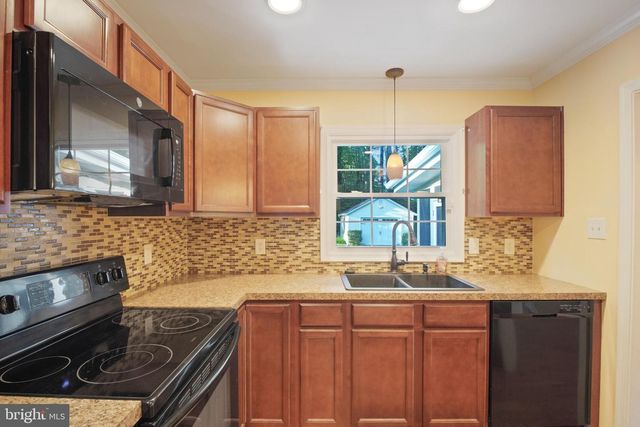 948 FICKLEN RD, Fredericksburg, VA 22405