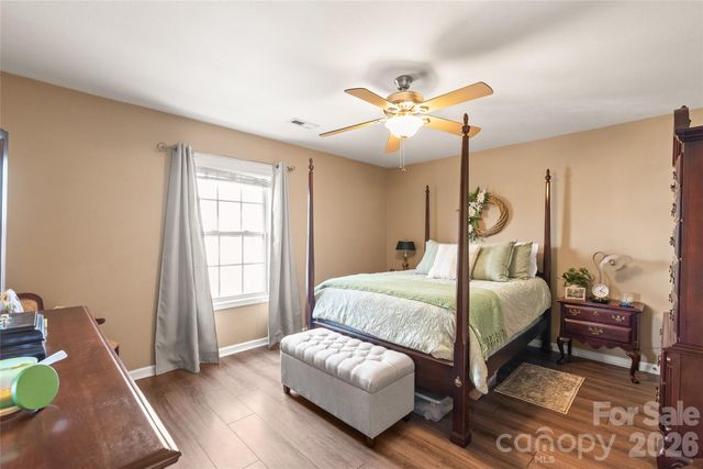 3983 Town Center Road, Harrisburg, NC 28075