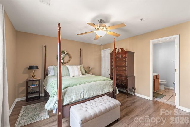 3983 Town Center Road, Harrisburg, NC 28075