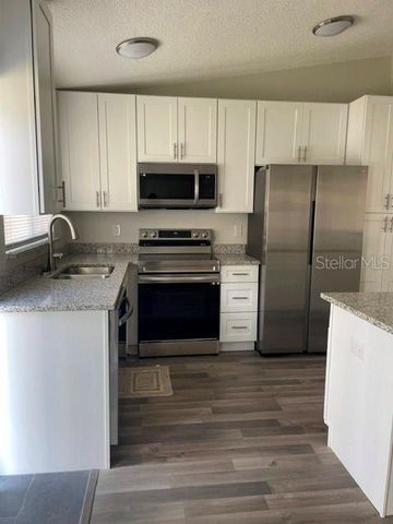 1100 LOWRY AVENUE 33, Lakeland, FL 33801