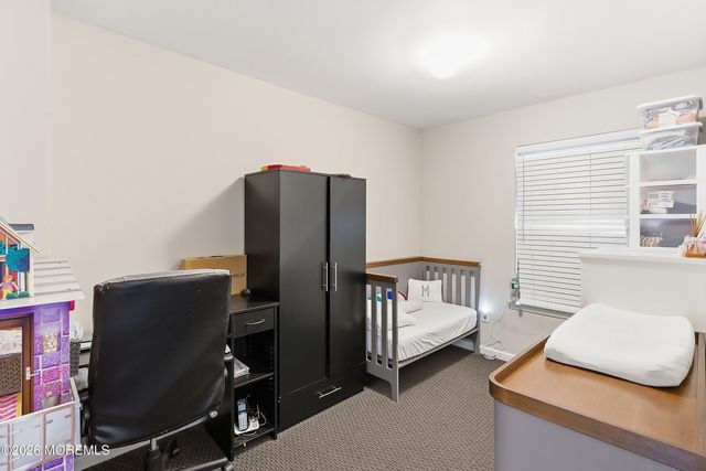 172 Williamsburg Lane, Lakewood, NJ 08701