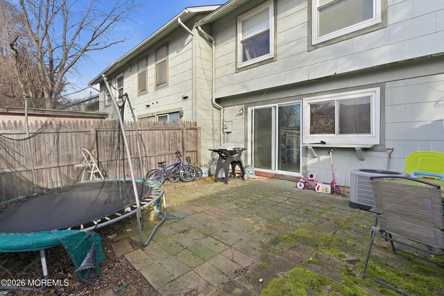 172 Williamsburg Lane, Lakewood, NJ 08701