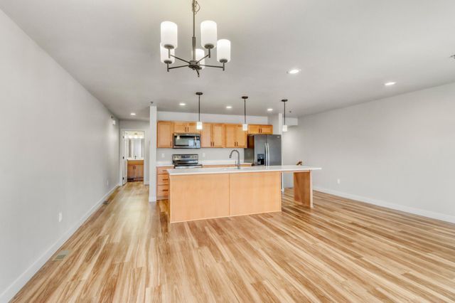 4120 Arthur Drive S, Fargo, ND 58104