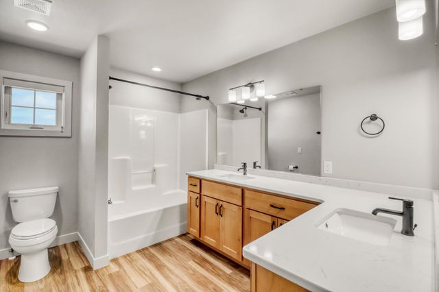 4120 Arthur Drive S, Fargo, ND 58104