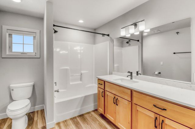 4120 Arthur Drive S, Fargo, ND 58104