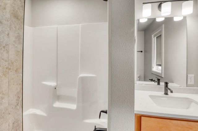 4120 Arthur Drive S, Fargo, ND 58104