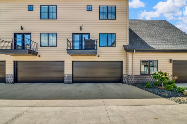 4120 Arthur Drive S, Fargo, ND 58104