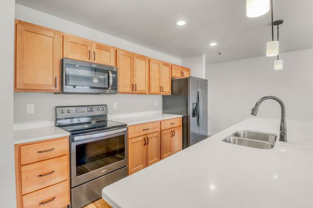 4120 Arthur Drive S, Fargo, ND 58104