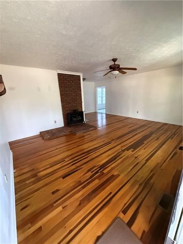 2435 Vinson Mountain Road, Rockmart, GA 30153