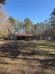 2435 Vinson Mountain Road, Rockmart, GA 30153