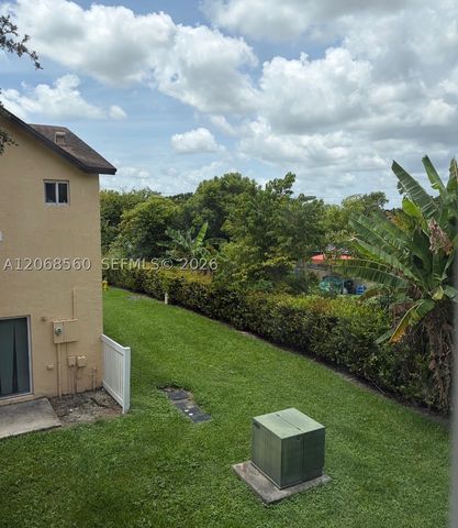 6623 Winfield Blvd 9-4, Margate, FL 33063