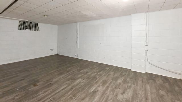 129 Acadia Street, Waterloo, IA 50702