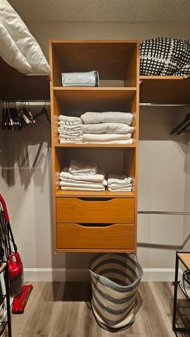 17375 Collins Ave 2304, Sunny Isles Beach, FL 33160