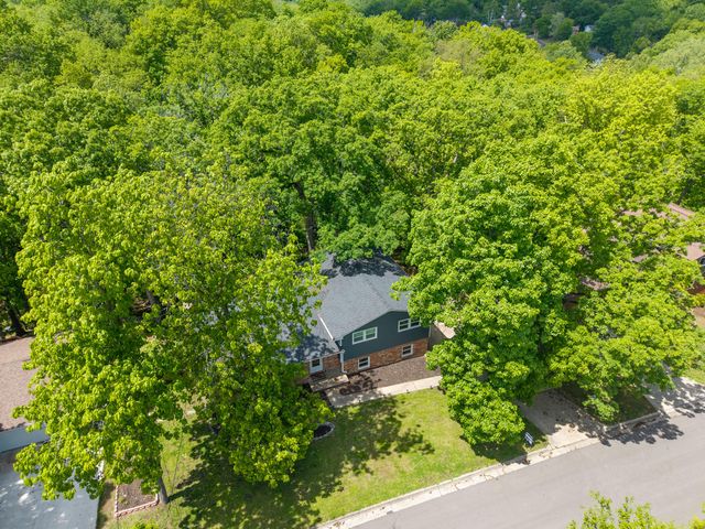 1403 RIDGEMONT CT, Columbia, MO 65203