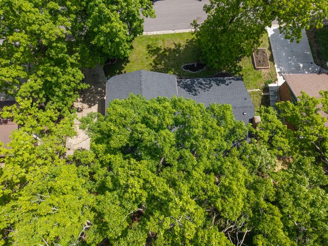 1403 RIDGEMONT CT, Columbia, MO 65203