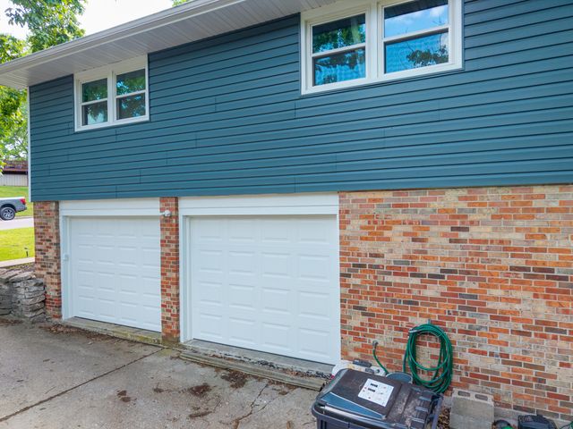 1403 RIDGEMONT CT, Columbia, MO 65203