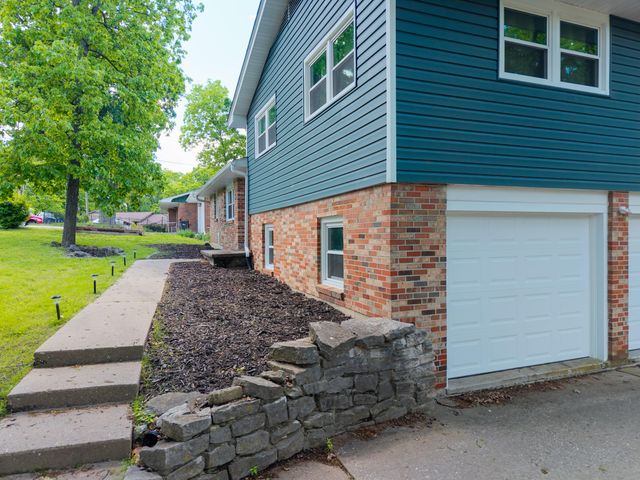 1403 RIDGEMONT CT, Columbia, MO 65203