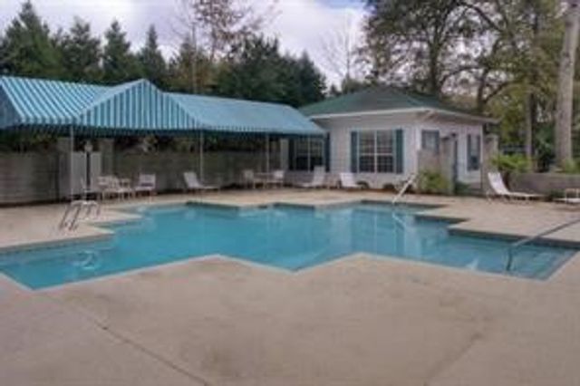 702 E Island Square Drive, St Simons Island, GA 31522