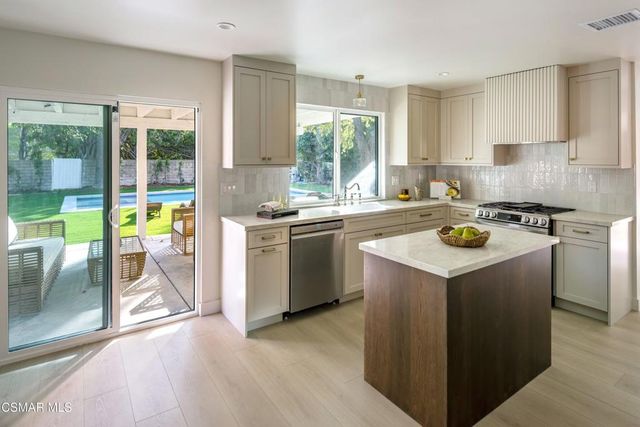 22534 Malden Street, West Hills, CA 91304