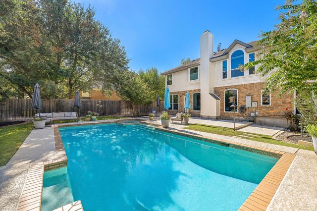 3712 Royal Port Rush DR, Round Rock, TX 78664