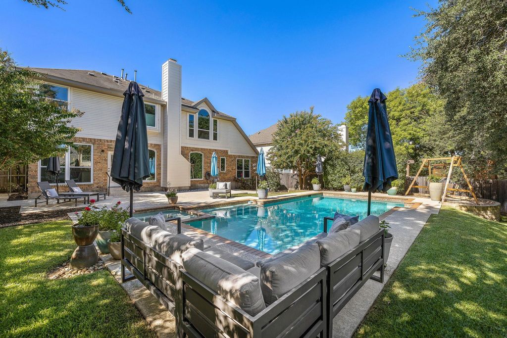 3712 Royal Port Rush DR, Round Rock, TX 78664