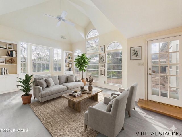 301 Upland Drive, Lafayette, LA 70506