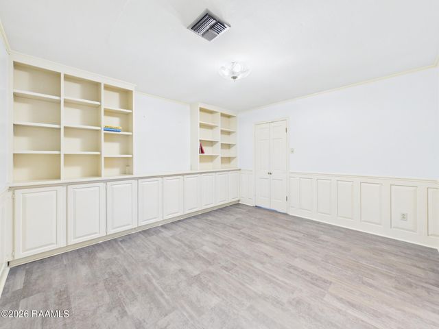 301 Upland Drive, Lafayette, LA 70506