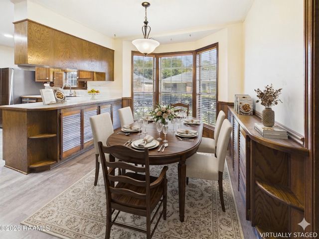 301 Upland Drive, Lafayette, LA 70506