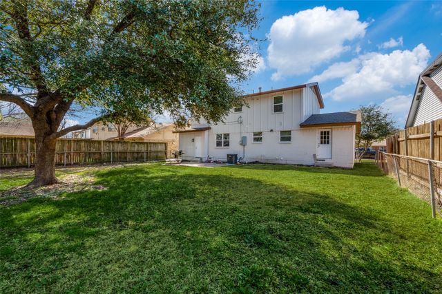 2736 Larchmont Drive, Mesquite, TX 75150